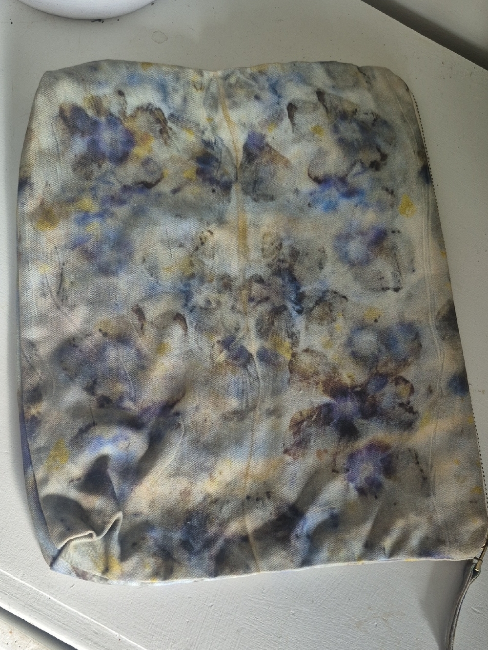 Watercolor Floral Print Clutch Wristlet in Multi-Color